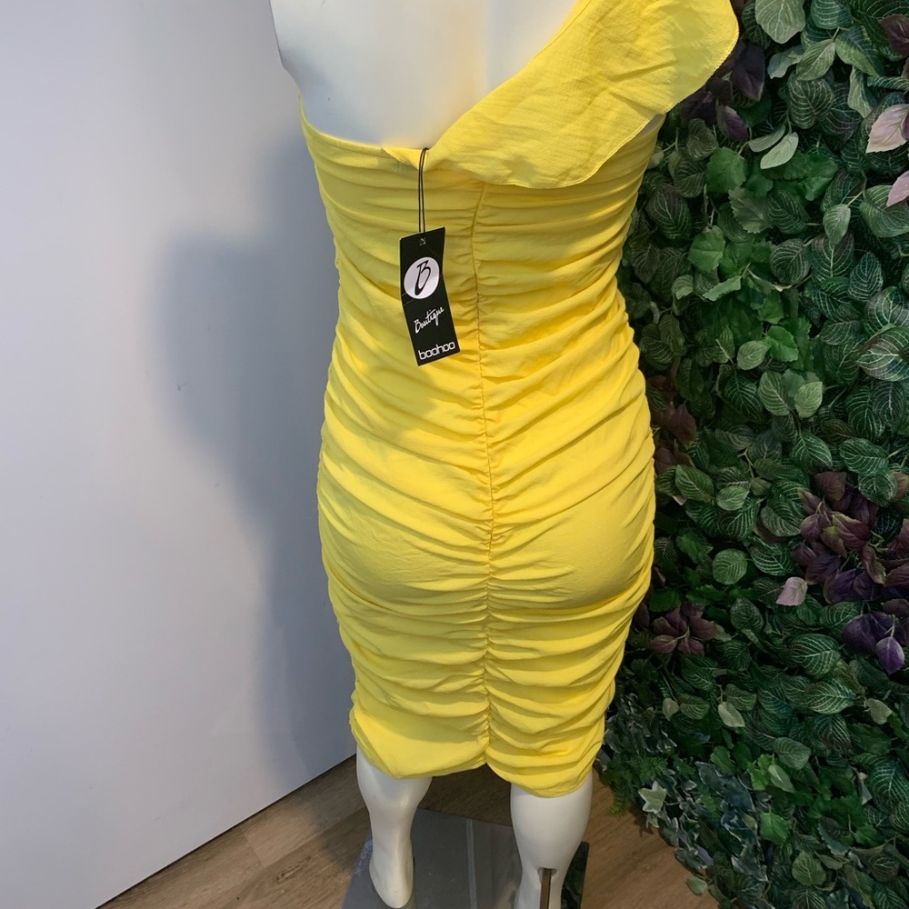 Yellow Ruffled One Shoulder Dress - Picture 2 of 12